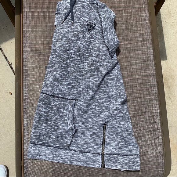 Hollister Surf Pullover Hoodie - Picture 5 of 5